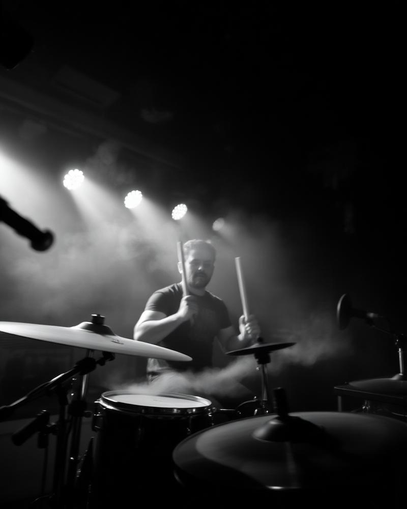 Vessel 4, neo-industrial drummer